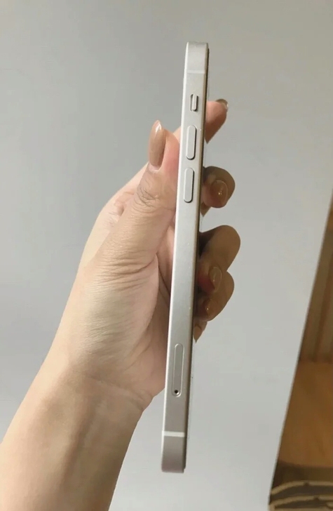 iPhone/苹果12 国行,自用99新,...