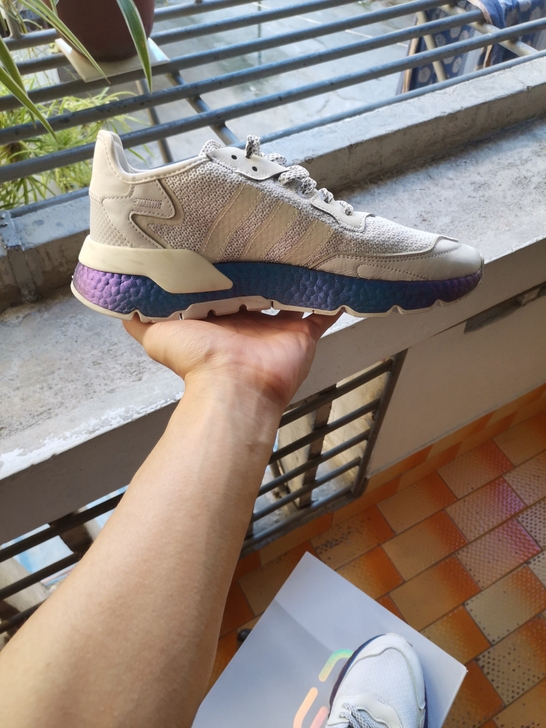 阿迪nite jogger，压马路神器，b...