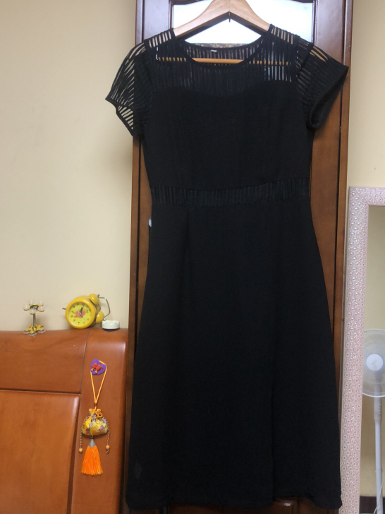 黑色裙子40包邮