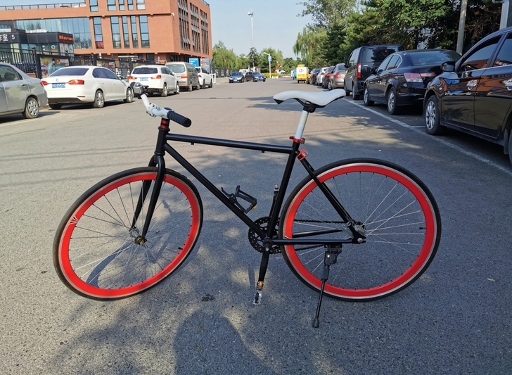 死飞死飞死飞，超帅带助力，喜欢的来