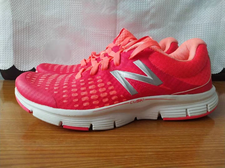NB 41.5码270（实测260）mm估...
