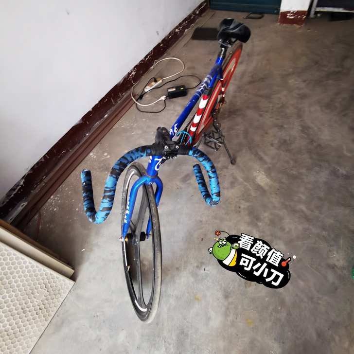 死飞自行车 高碳钢车轮 后改橄榄链 可小刀...