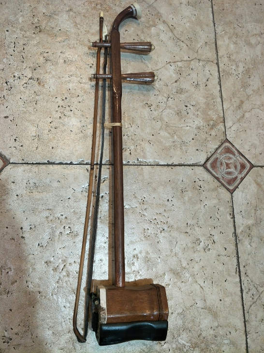 乐器二胡琵琶小提琴月琴杨琴板胡三线