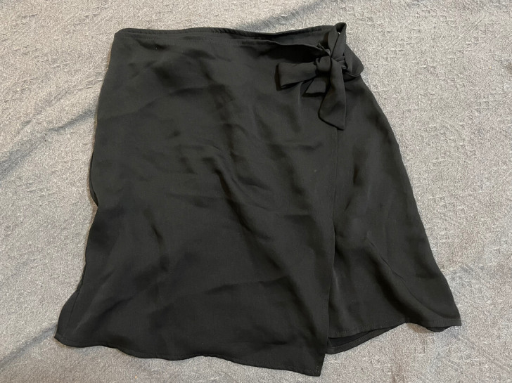 monki 黑色雪纺短裙 不规则打结设计 ...