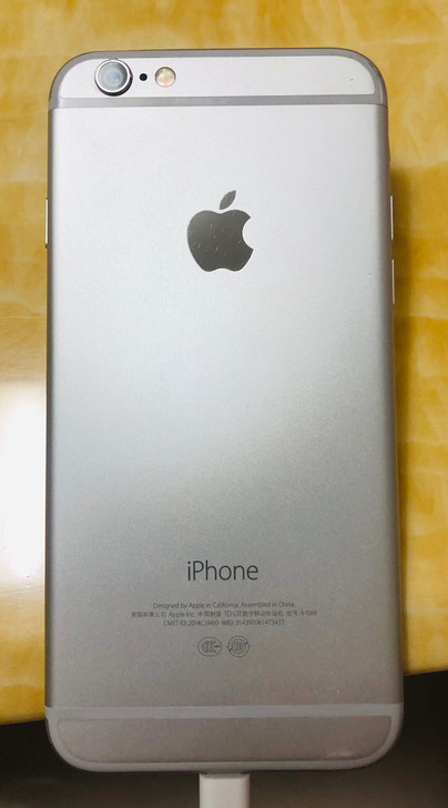 苹果6型号A1589手机,外屏破裂,64G...