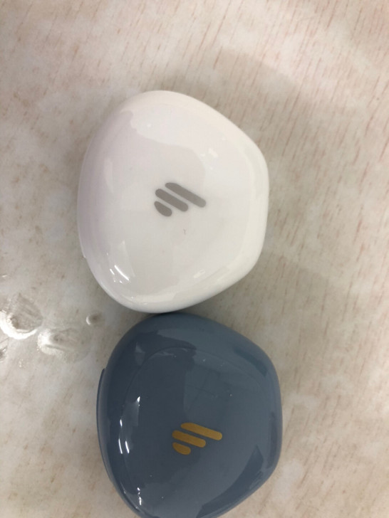 漫步者funbuds充电盒