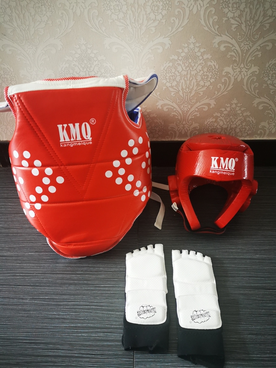 康美雀跆拳道护具儿童加厚实战护具