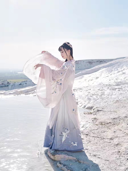 【正版汉服出租体验）十三余小豆蔻千山鹭鸶s...