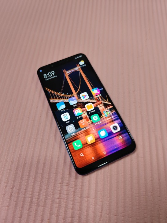 小米8 8+128g.无拆修.95新.功能...