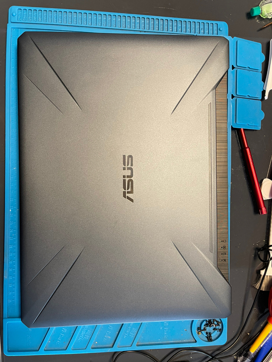 华硕飞行堡垒FX95  15.6寸游戏笔记...