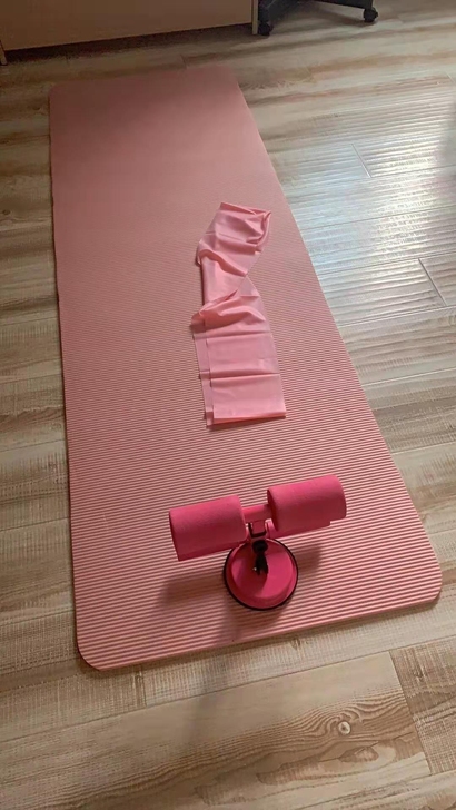 瑜伽垫加宽加厚全新未开封高密度防滑包邮 ...