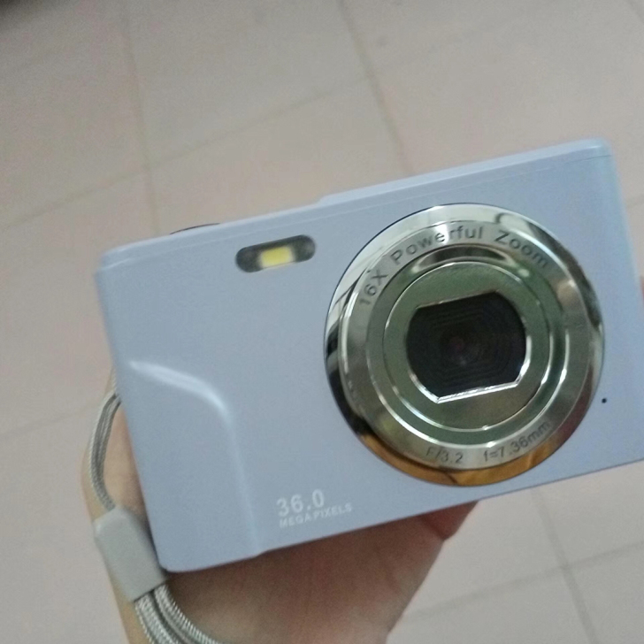 全新未拆封数码相机高像素高清小型礼物自拍便...