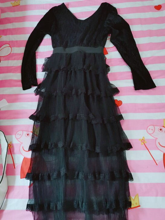 长款连衣裙 80~125衣服太多 没地方放...