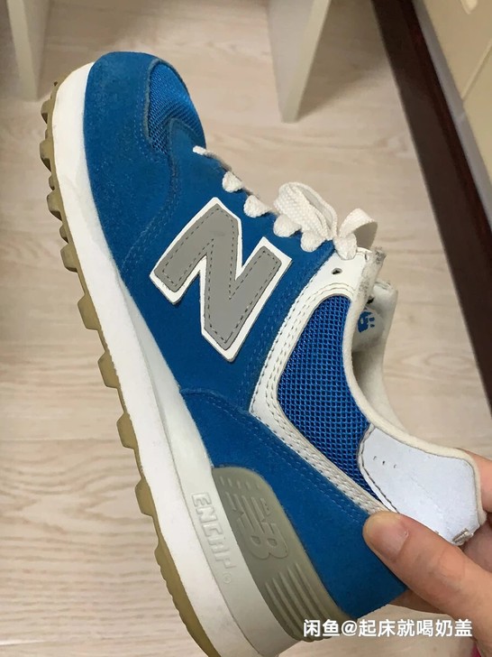 自己家孩子的鞋子,新百伦,给钱就卖,非常新...