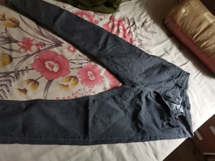 买了一年的裤子