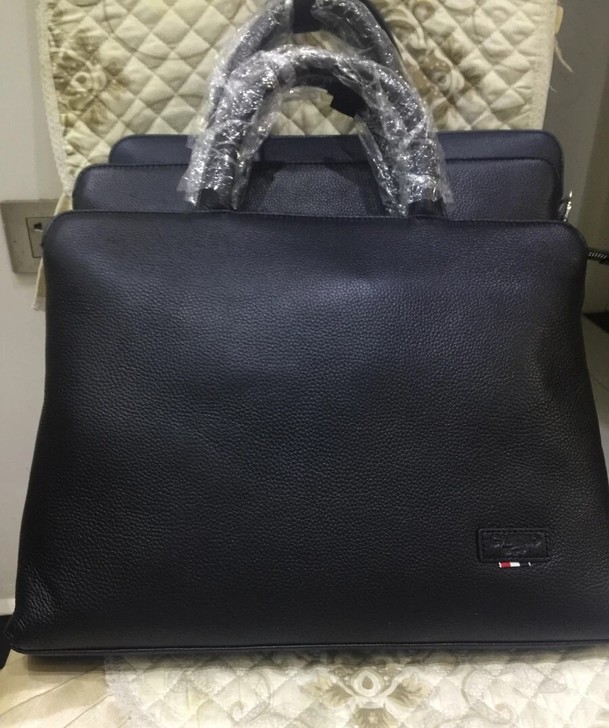 全新卡帝乐鳄鱼牛皮男士公文包电脑包手提包，...