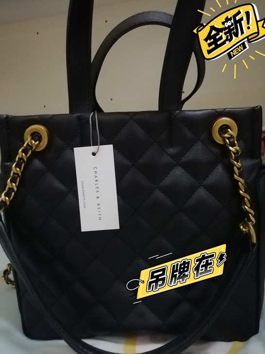 小ck手提包，一次都没有背过，便宜出，吊牌...