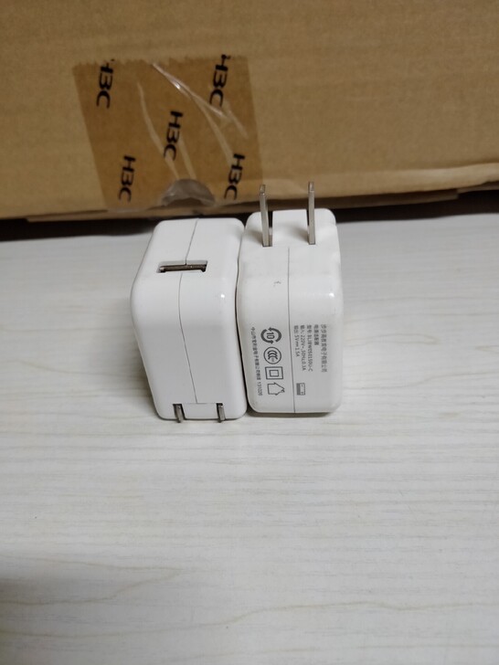 步步高原装充电头旧款可旋转电源，批发价清理