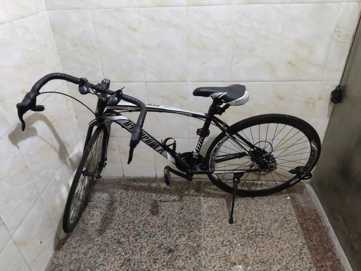 弯把公路自行车700c21速，大概骑了两个...