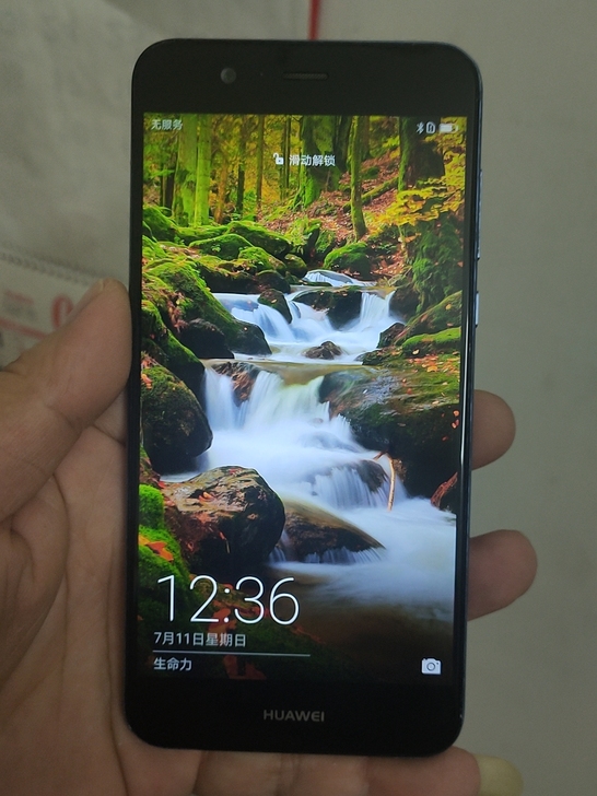 华为nova2 p|us，二手手机   内...