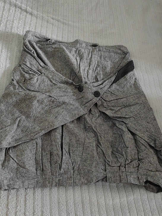 闲置衣物处理 夏季半身裙