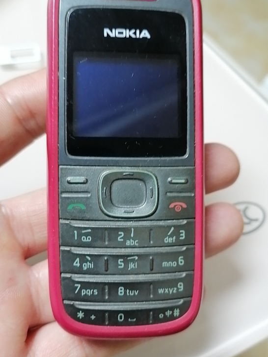 诺基亚经典机型1208，功能正常，包邮