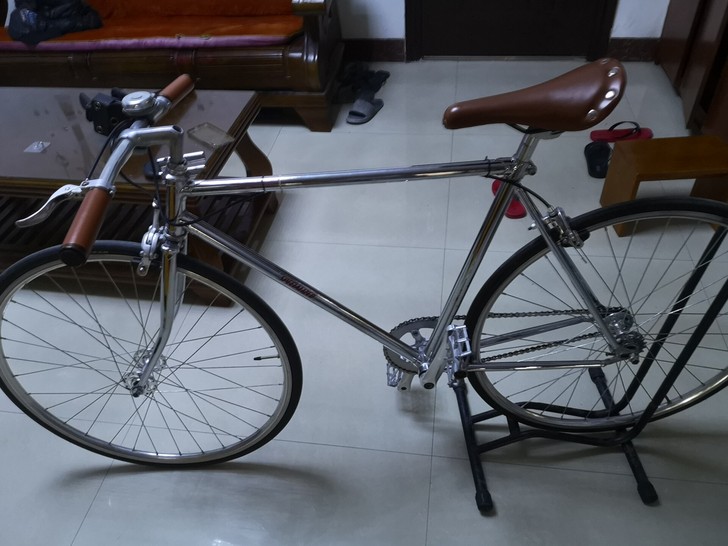 活飞自行车  也可变换死飞 电镀银车架  ...