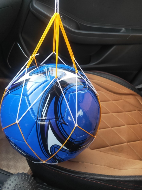 闲置足球转让全新，17.9包邮价格5号足球...