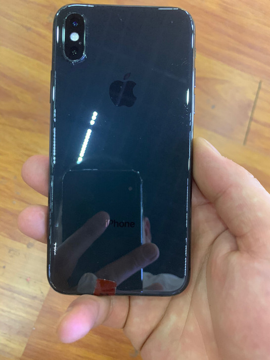 苹果xs 64g 美版无锁全网通，使用和国...