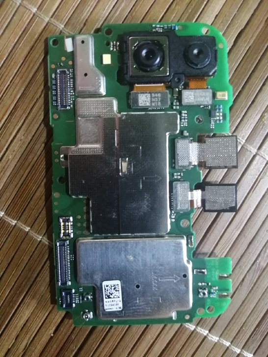 华为畅想9p主板一个，无任何维修，主板完全...