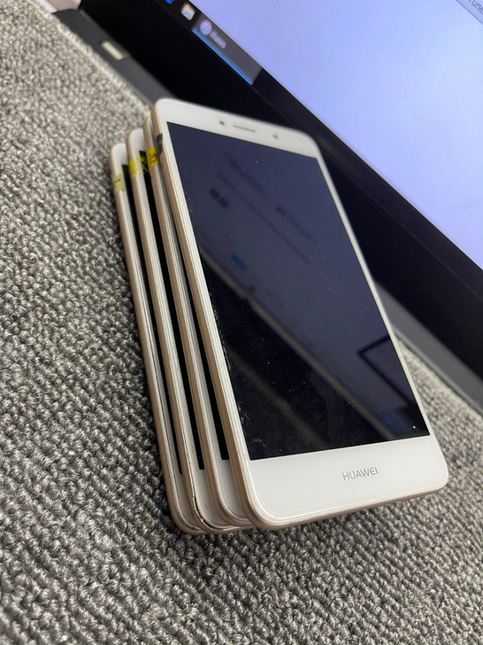 华为畅享7plus 4+64