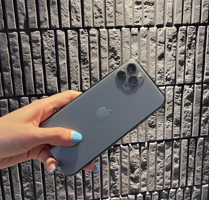 暗夜绿色iPhone 11proMax 2...