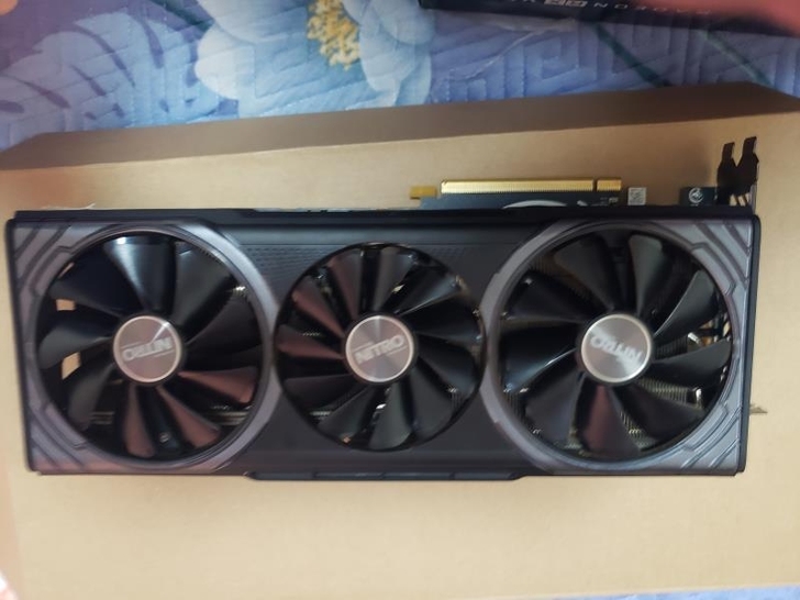 蓝宝石vega56 8g。海力士显存。自...