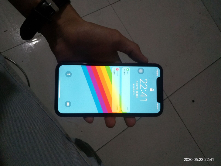 苹果11美版有锁已黑解插卡即用在保全原无拆...