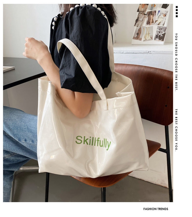 夏季大容量透明果冻包女2021新款潮百搭质...