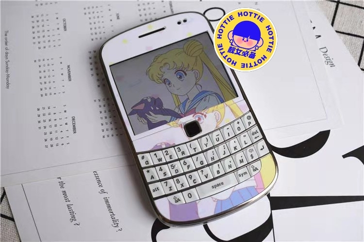 几乎全新！黑莓9900手机，触屏可插卡电话...