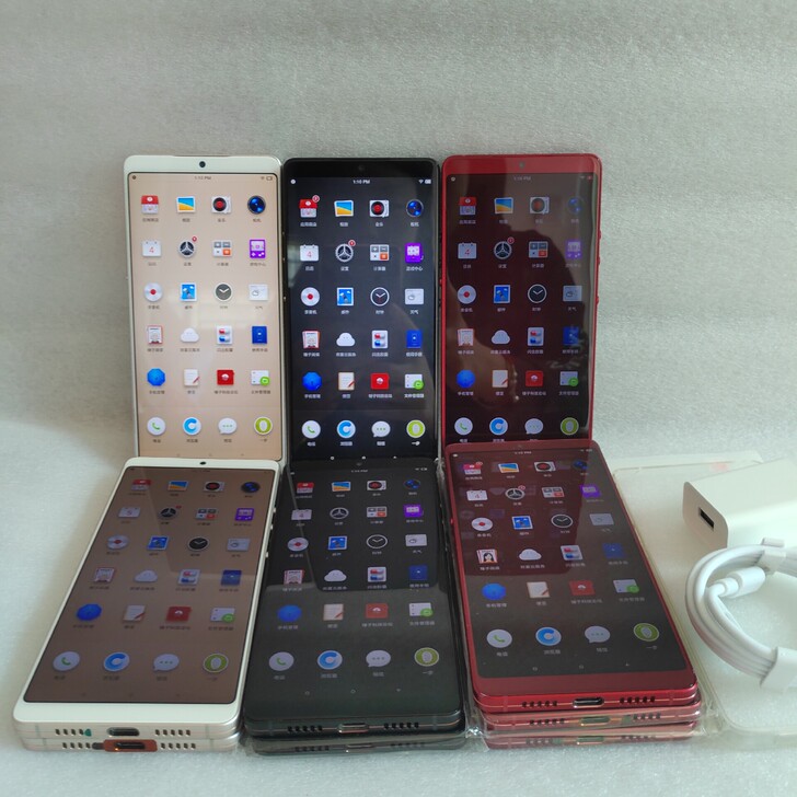 锤子坚果Pro2 运行4+64,6+64G...