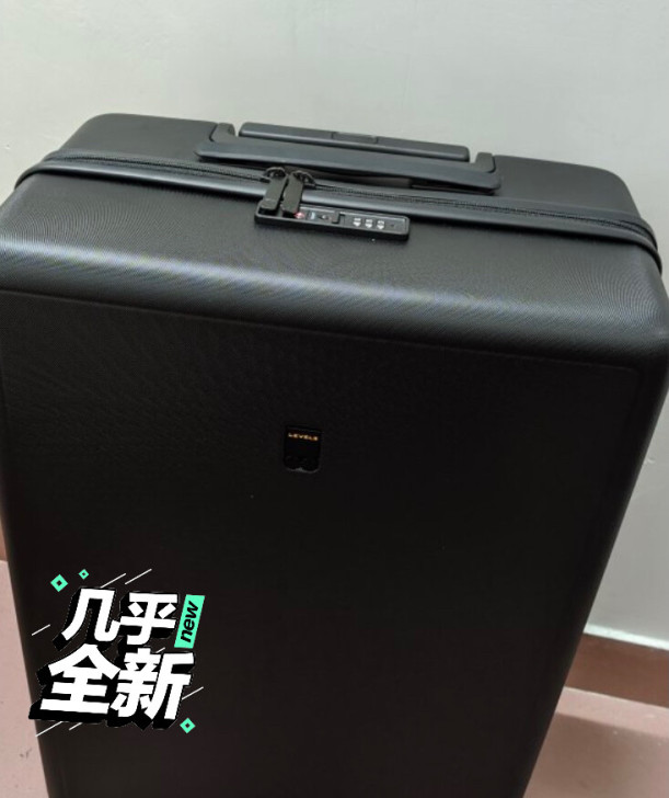 地平线8号24寸行李箱(幻影黑)京东购入