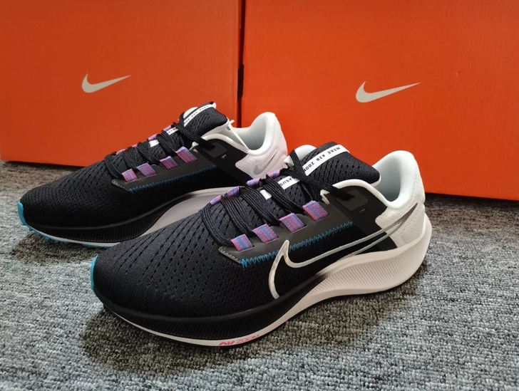 全新Nike飞马38运动鞋，国家队高水平运...