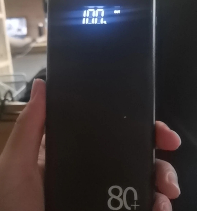 充电宝 标签一万五毫安
