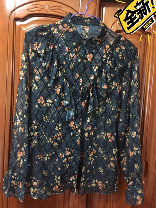 全新笛口专柜品牌小衬衣  胖瘦都可穿