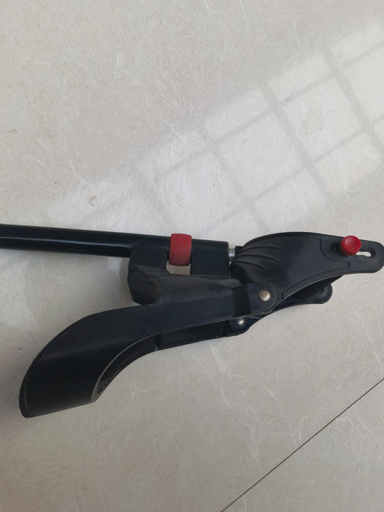 腕力器，没用几次就闲置了。