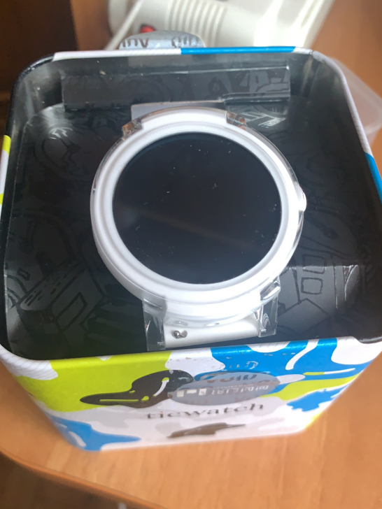 Ticwatch E 白色 带包装 充电器...