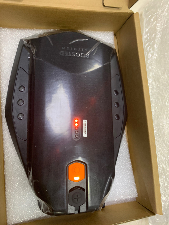 Boosted board 电动滑板99W...