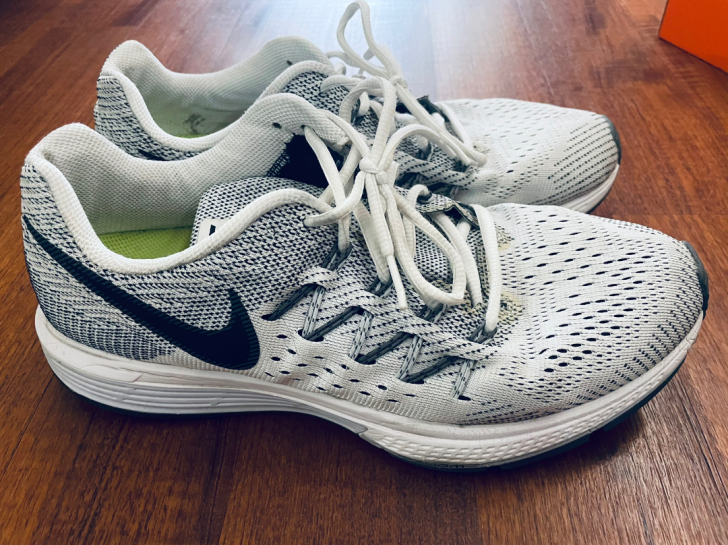 Nike Zoom Vomero 10跑鞋