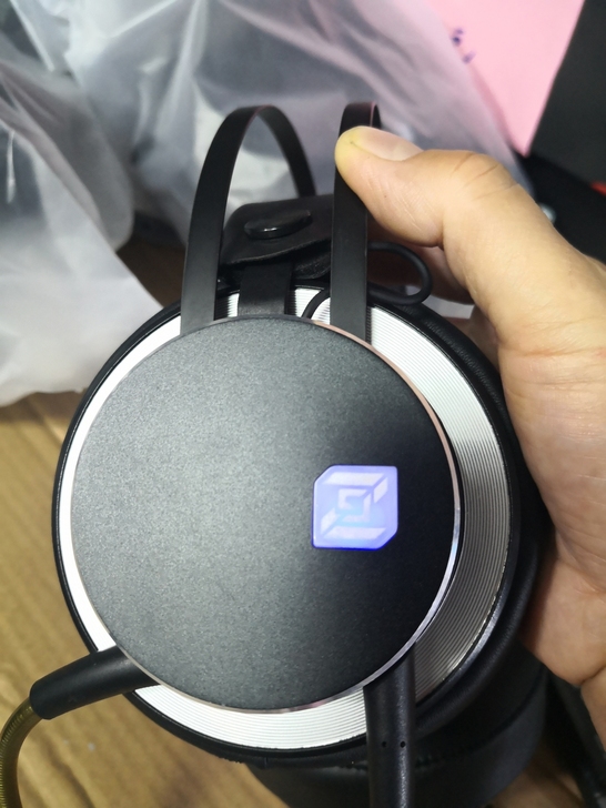 磁动力zh17吃鸡游戏耳机听声辨位