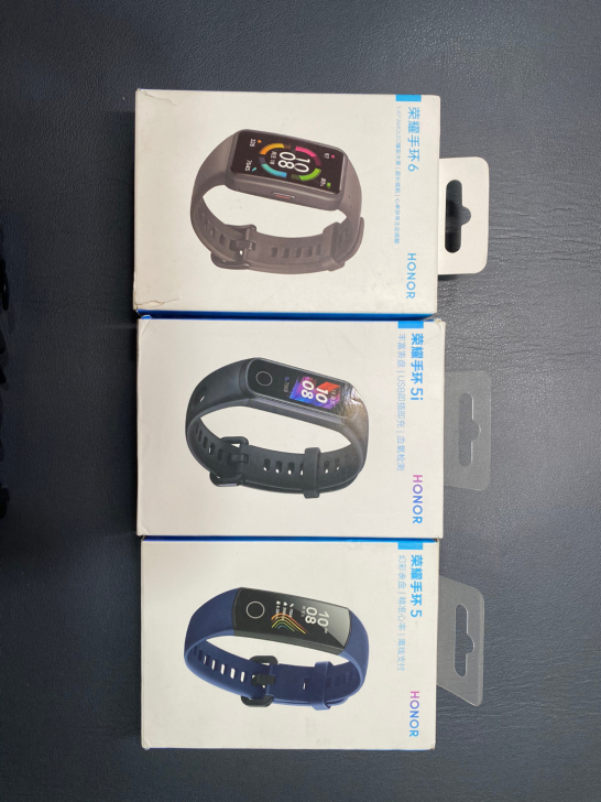 荣耀HONOR 运动手环