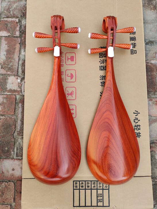 红花梨木青年琵琶，原木抛光，没有油漆，适合...