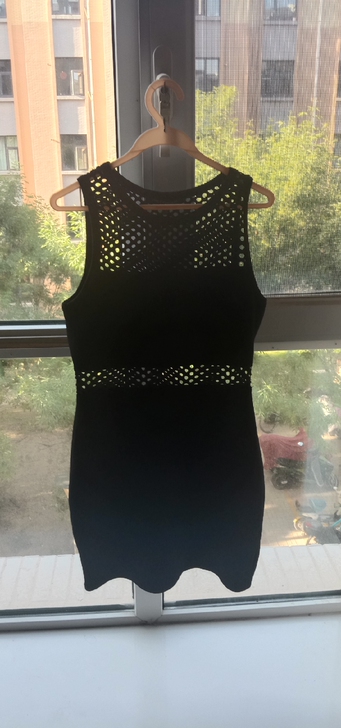 很特别的一款裙子，M码，本人有轻微洁癖，全...