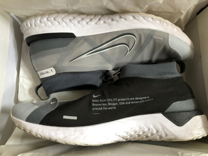 正品nike耐克react city 44...